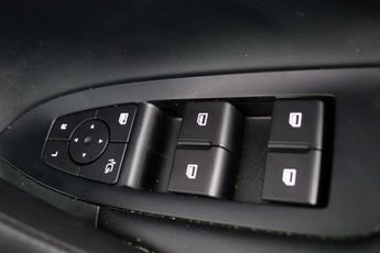 MG MG HS 1.5 T-GDI Trophy SUV 5dr Petrol DCT Euro 6 (s/s) (169 ps)