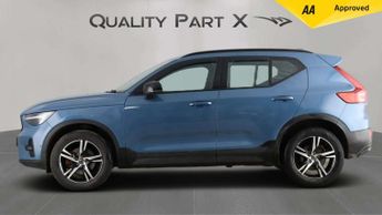 Volvo XC40 2.0 B3 MHEV Plus Dark SUV 5dr Petrol Hybrid DCT Auto Euro 6 (s/s