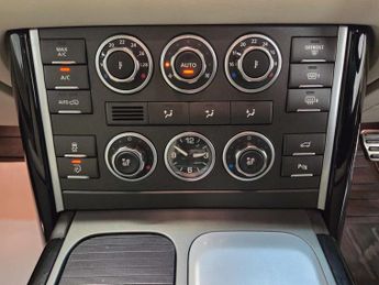 LAND ROVER RANGE ROVER 4.4 Range Rover Westminster TDV8 Auto 4WD 5dr