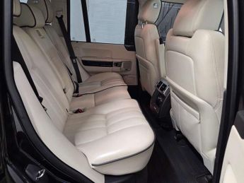 LAND ROVER RANGE ROVER 4.4 Range Rover Westminster TDV8 Auto 4WD 5dr