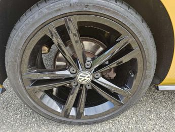 Volkswagen Golf 2.0 Golf R-Line TDI BlueMotion Technology Semi-Auto 5dr