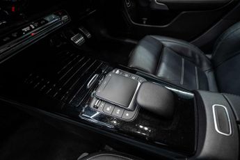 MERCEDES-BENZ CLA 1.3 CLA 250 AMG Line Premium E Auto 4dr