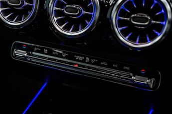 MERCEDES-BENZ GLA 2.0 GLA 200 AMG Line Premium D Auto 5dr
