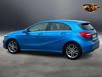 MERCEDES-BENZ A-CLASS 2.1 A200 Sport CDi Automatic 5dr *NATIONAL DELIVERY*