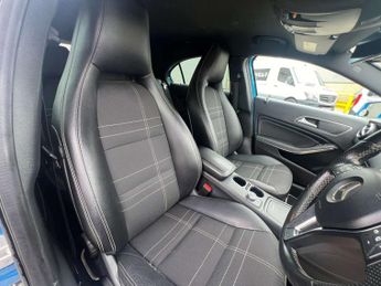 MERCEDES-BENZ A-CLASS 2.1 A200 Sport CDi Automatic 5dr *NATIONAL DELIVERY*