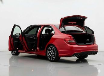 MERCEDES-BENZ C-CLASS 2.1 C220 AMG Sport+ CDi BlueEfficiency Auto 4dr