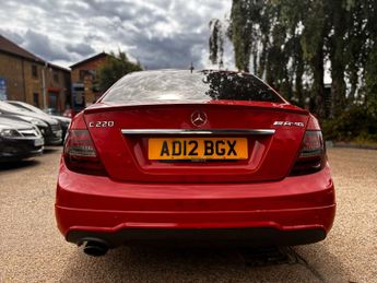 MERCEDES-BENZ C-CLASS 2.1 C220 AMG Sport+ CDi BlueEfficiency Auto 4dr