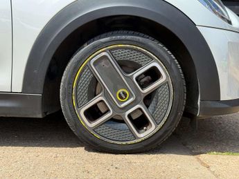 MINI HATCH Cooper S Electric Level 2 3dr