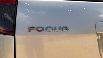 FORD FOCUS 2.0 Focus Ghia 5dr