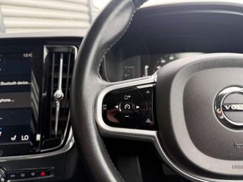 VOLVO V90 2.0 V90 Momentum D4 Auto 5dr