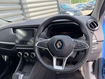 RENAULT ZOE Zoe i Iconic Rapid Charge ZE50 5dr