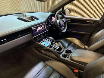 PORSCHE CAYENNE 3.0 Cayenne V6 E-Hybrid Auto 4WD 5dr