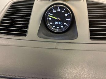 PORSCHE CAYENNE 3.0 Cayenne V6 E-Hybrid Auto 4WD 5dr