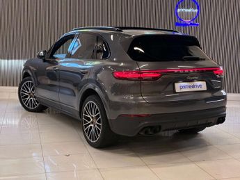 PORSCHE CAYENNE 3.0 Cayenne V6 E-Hybrid Auto 4WD 5dr