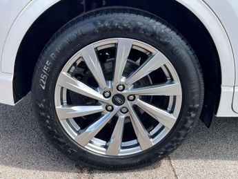 FORD KUGA 2.5 Kuga Vignale PHEV CVT 5dr