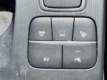 FORD KUGA 2.5 Kuga Vignale PHEV CVT 5dr