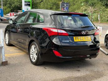 Hyundai I30 1.6 CRDi Blue Drive Style Tourer 5dr Diesel Manual Euro 5 (s/s) 