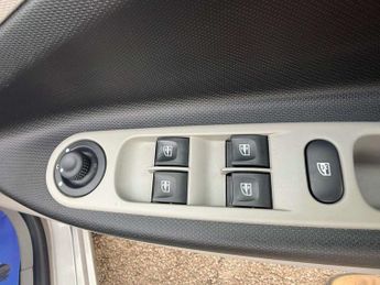 Renault ZOE Zoe Dynamique Nav Auto 5dr