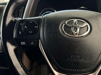 TOYOTA RAV4 2.5 RAV4 Business Edition+ HEV TSS 4x2 CVT 5dr