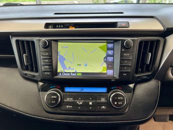 TOYOTA RAV4 2.5 RAV4 Business Edition+ HEV TSS 4x2 CVT 5dr