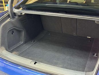 AUDI A4 2.0 A4 S Line TDI Semi-Auto 4dr