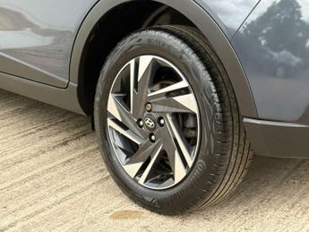Hyundai BAYON 1.0 Bayon SE Connect TGDi MHEV Auto 5dr
