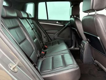 Volkswagen Tiguan 2.0 Tiguan R-Line Edition TDI BlueMotion Technology 4Motion Semi