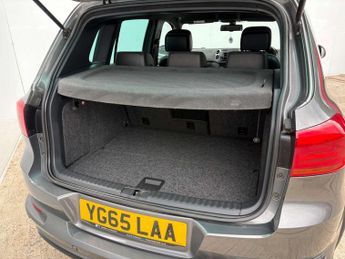 Volkswagen Tiguan 2.0 Tiguan R-Line Edition TDI BlueMotion Technology 4Motion Semi