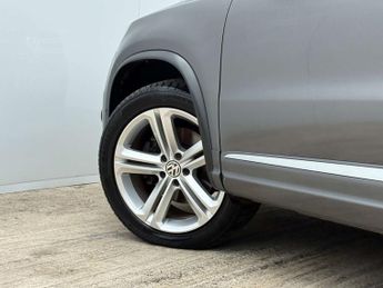 Volkswagen Tiguan 2.0 Tiguan R-Line Edition TDI BlueMotion Technology 4Motion Semi
