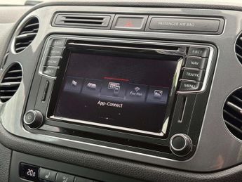 Volkswagen Tiguan 2.0 Tiguan R-Line Edition TDI BlueMotion Technology 4Motion Semi