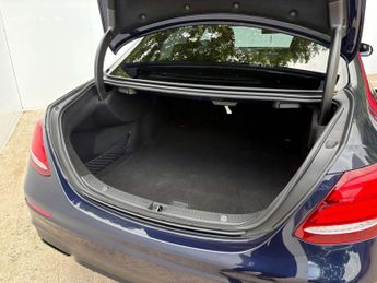 Mercedes-Benz E-CLASS 2.0 E 220 D AMG Line Auto 4dr