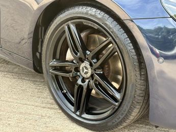Mercedes-Benz E-CLASS 2.0 E 220 D AMG Line Auto 4dr