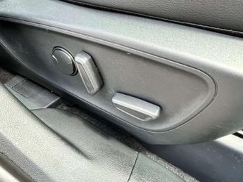 FORD KUGA 2.5 Kuga ST-Line X Edition HEV CVT 5dr