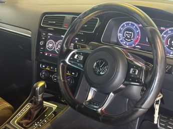 Volkswagen GOLF 2.0 Golf GTi TSi Semi-Auto 5dr
