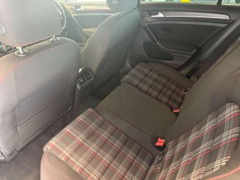 Volkswagen GOLF 2.0 Golf GTi TSi Semi-Auto 5dr
