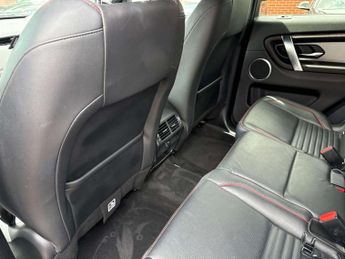 Land Rover DISCOVERY SPORT 2.0 Discovery Sport R-Dynamic SE D MHEV Auto 4WD 5dr