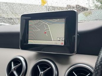 MERCEDES-BENZ A-CLASS 1.8 A180 BlueEfficiency Sport CDi Auto 5dr