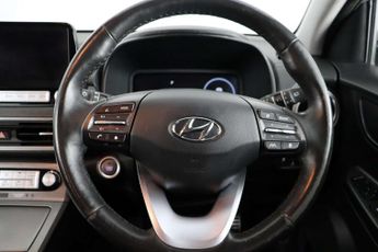 Hyundai KONA 39kWh Premium SUV 5dr Electric Auto (10.5kW Charger) (136 ps)