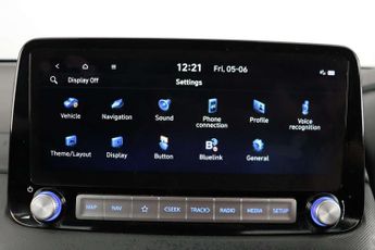 Hyundai KONA 39kWh Premium SUV 5dr Electric Auto (10.5kW Charger) (136 ps)