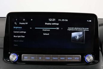 Hyundai KONA 39kWh Premium SUV 5dr Electric Auto (10.5kW Charger) (136 ps)
