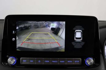 Hyundai KONA 39kWh Premium SUV 5dr Electric Auto (10.5kW Charger) (136 ps)