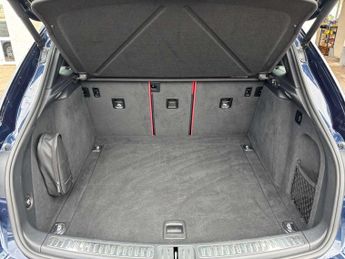 PORSCHE MACAN 3.0 Macan S D Semi-Auto 4WD 5dr