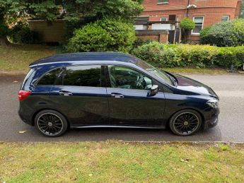 Mercedes-Benz B-CLASS 1.5 B 180 AMG Line Premium D Auto 5dr