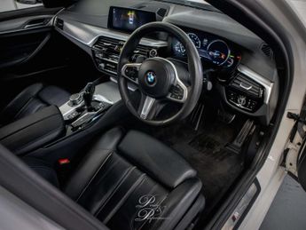 BMW 5 SERIES 3.0 530d M Sport Auto 4dr