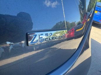 RENAULT ZOE Zoe i Iconic ZE50 5dr