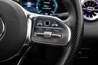 MERCEDES-BENZ EQB EQB 300 66.5kWh AMG Line SUV 5dr Electric Auto 4MATIC (228 ps)