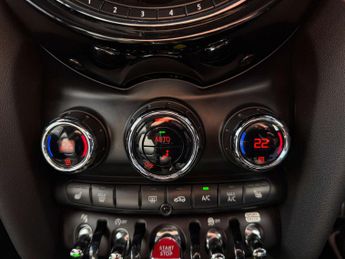 MINI HATCH 1.5 Cooper Sport Auto 3dr