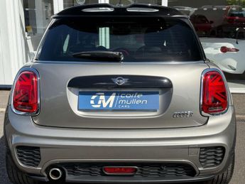 MINI HATCH 1.5 Cooper Sport Auto 3dr