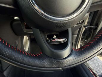 MINI HATCH 1.5 Cooper Sport Auto 3dr