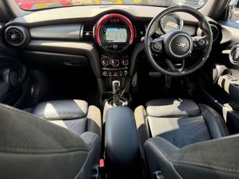 MINI HATCH 1.5 Cooper Sport Auto 3dr